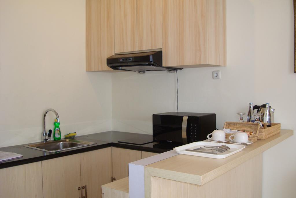 Ap Suite Apartment 꾸따 외부 사진
